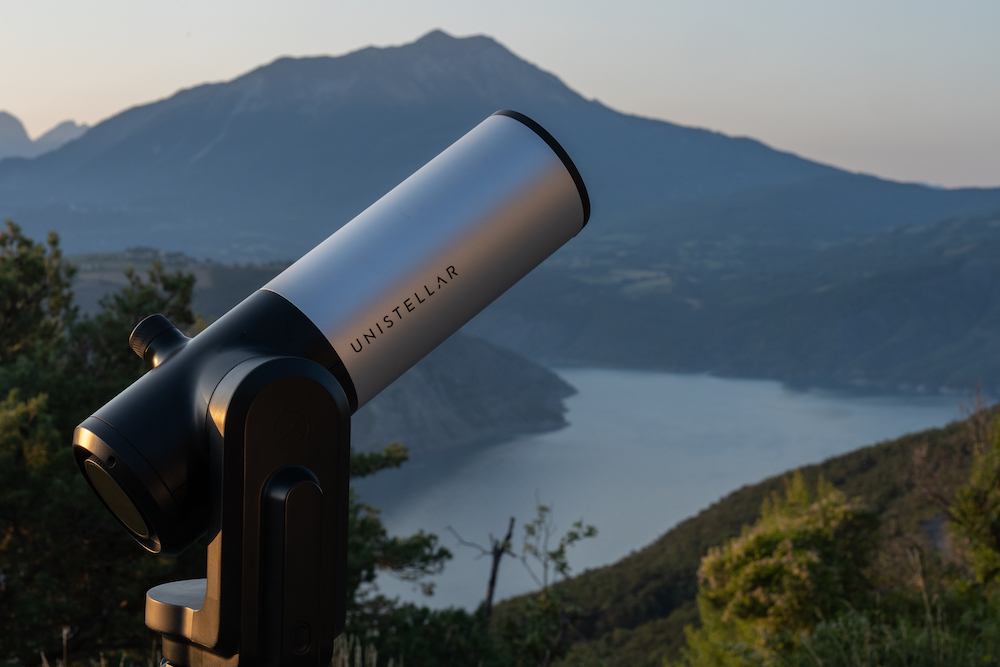 Unistellar eVscope outdoors1 Small